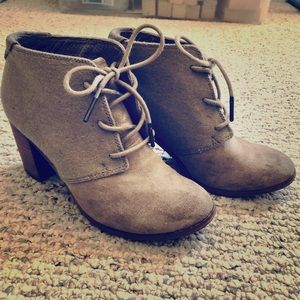 Toms Booties
